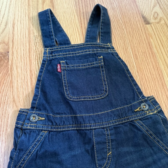 Levi’s Bib Overalls - Picture 3 of 12